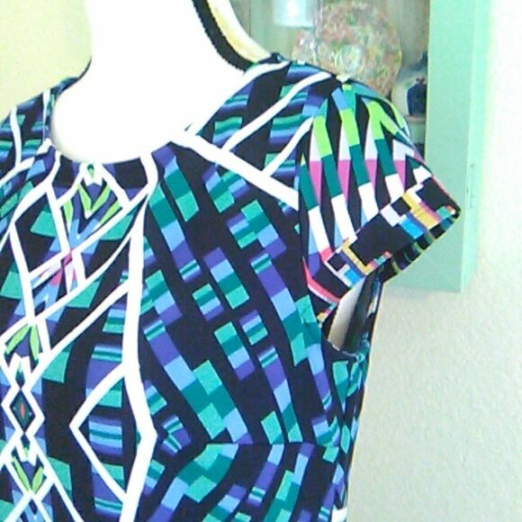 Nine West Amazing Graphic Sheath Arty - Picture 5 of 12